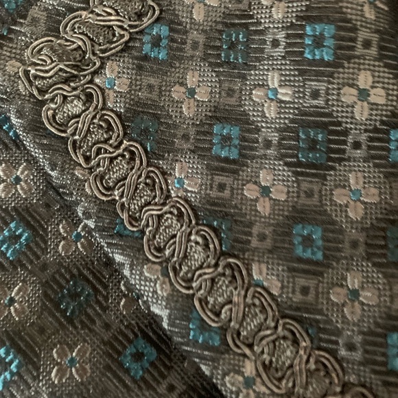 Kate Hill Silk Blazer - Picture 9 of 11